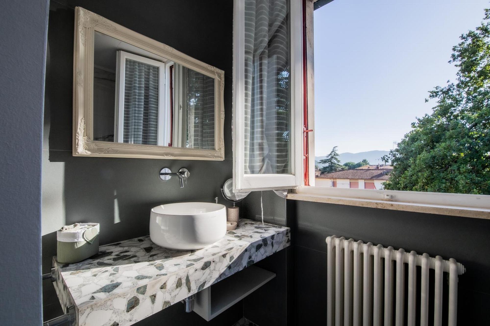 Domus Umberto - Guest House Arezzo Exterior foto